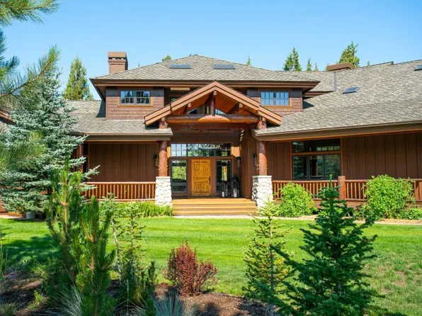 18355 Pinehurst Rd, Bend, OR 97703