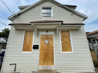 88 Holland Ave, Staten Island, NY, 10303