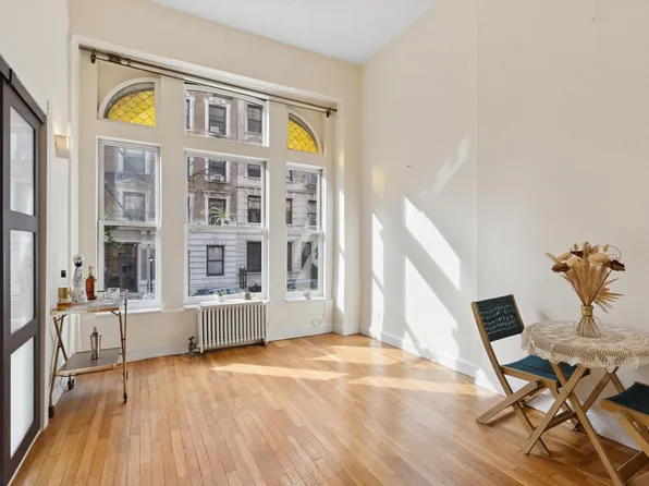 331 West 85th Street image 2 of 11