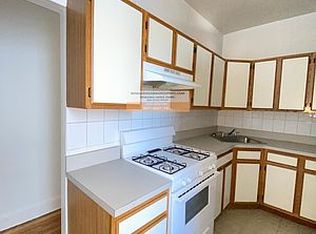332 90th St APT C1, Brooklyn, NY 11209