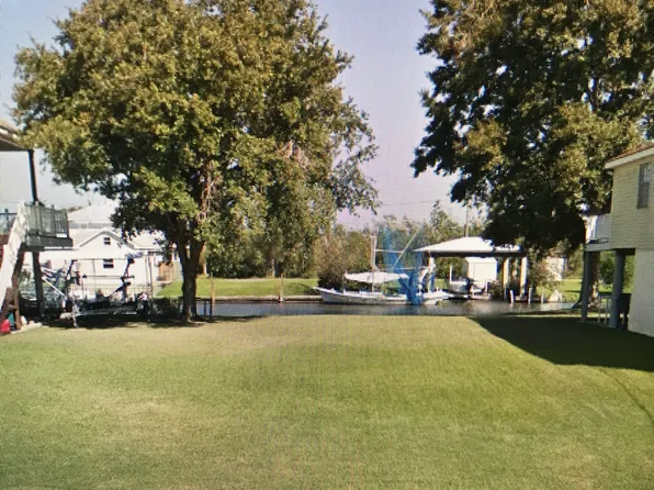 4966 Deborah Ann Dr, Barataria, LA 70036