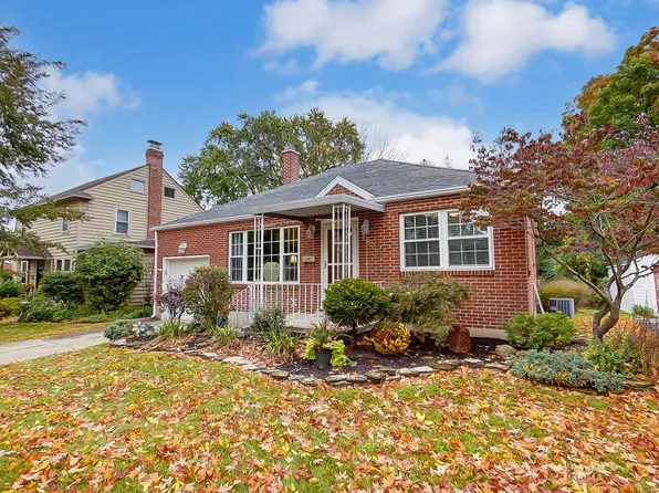 1836 Longview Dr, Springfield, OH 45504