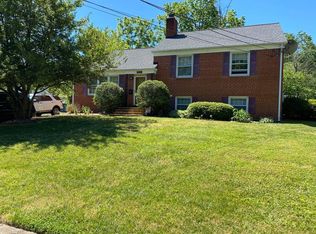 7604 Mendota Pl, Springfield, VA 22150