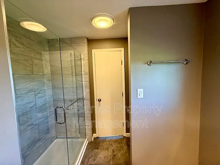 5043 Julia Ln — Photo 29