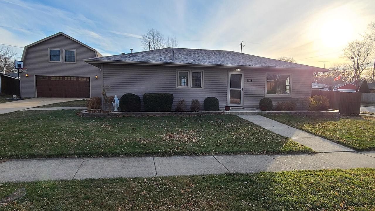 3051 95th St, Sturtevant, WI 53177 Zillow
