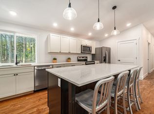 233 Maple Ave, Frankfort, MI 49635