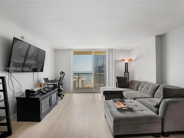 1200 Brickell Bay Dr #4121 — Photo 11