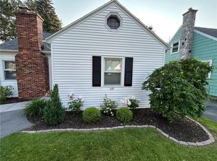 119 Walzer Rd, Rochester, NY 14622