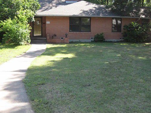 2nd image of 1330 Elmhurst Dr