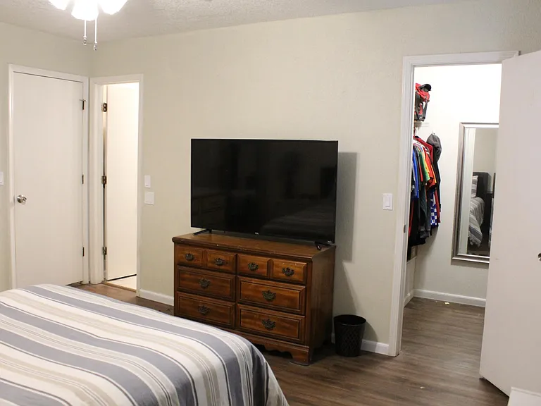 1336 Eastgate Dr — Photo 15