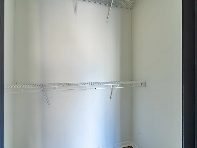 740 Mozley Dr SE #B — Photo 18