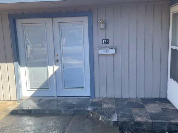 119 Vassar Ln #123, San Antonio, TX 78212