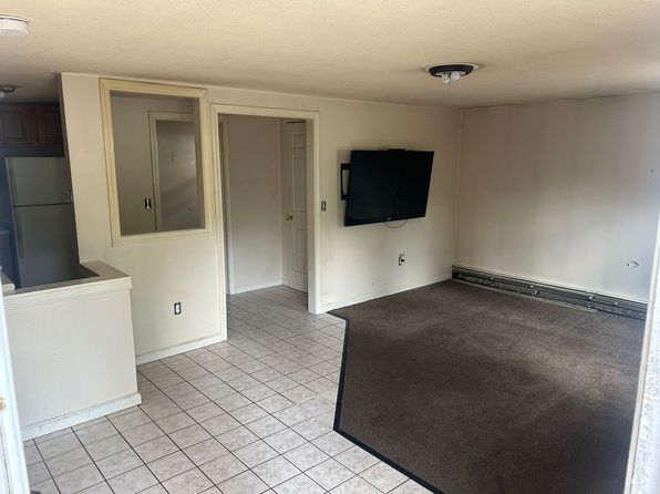 64 W High St #1