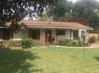 1360 Woodfield Dr, Cantonment, FL 32533