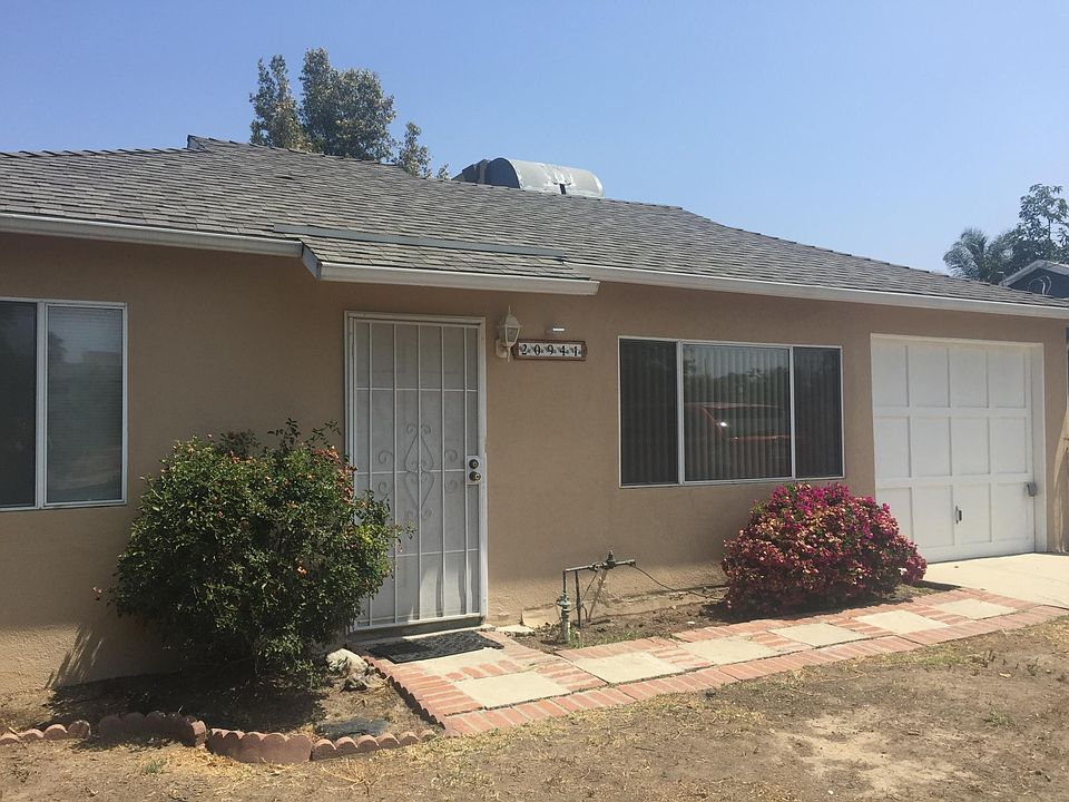 1st image of 20941 Bassett St