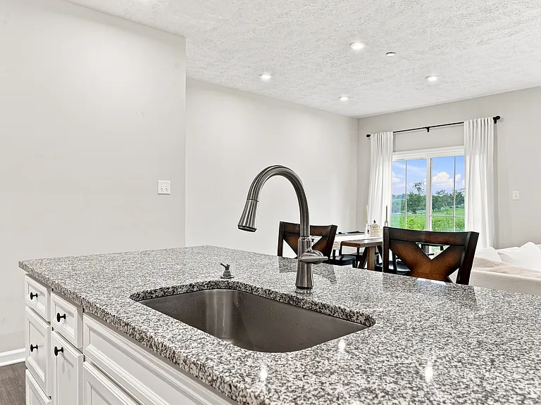 9004 Wellington Ct — Photo 4