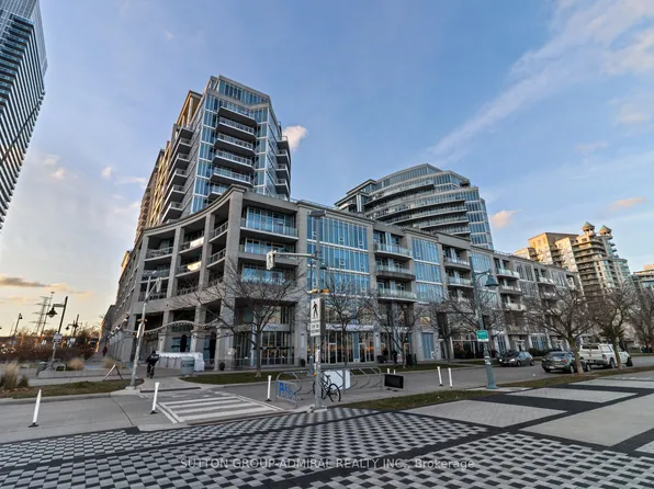 58 Marine Parade Dr #229, Toronto, ON M8V 4G1