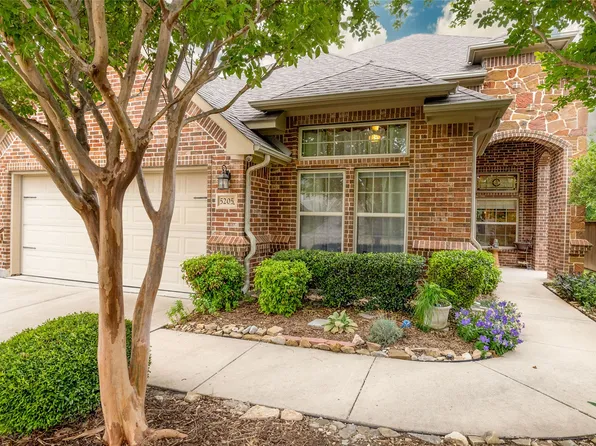 5205 Woodglen Ln, Fort Worth, TX 76126