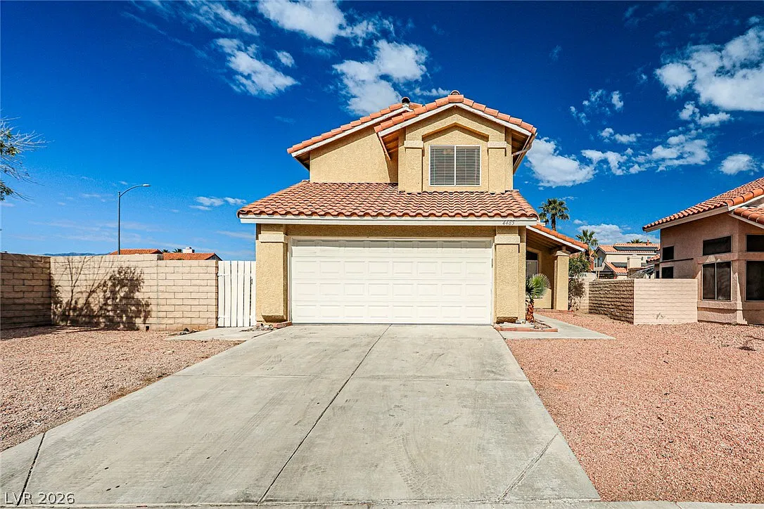 3 bed, 2.5 bath, 1598 sqft, $2,250 — Photo 1