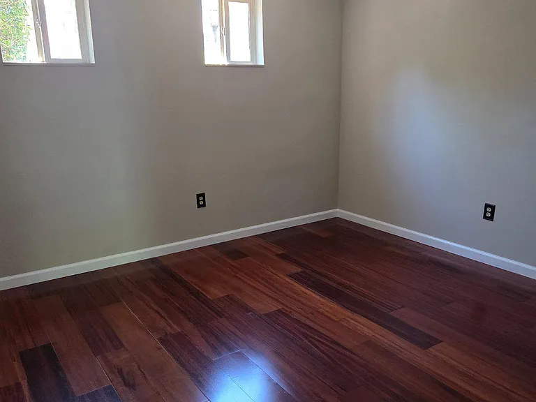 1733 Cy Ct — Photo 18