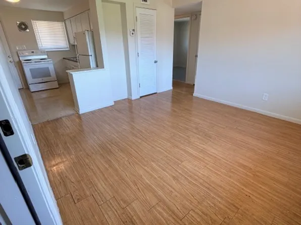 4764 Hilton Ave, Columbus, OH