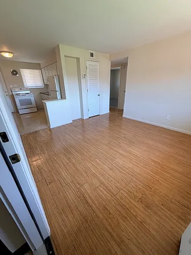 4764 Hilton Ave #D Photo 1