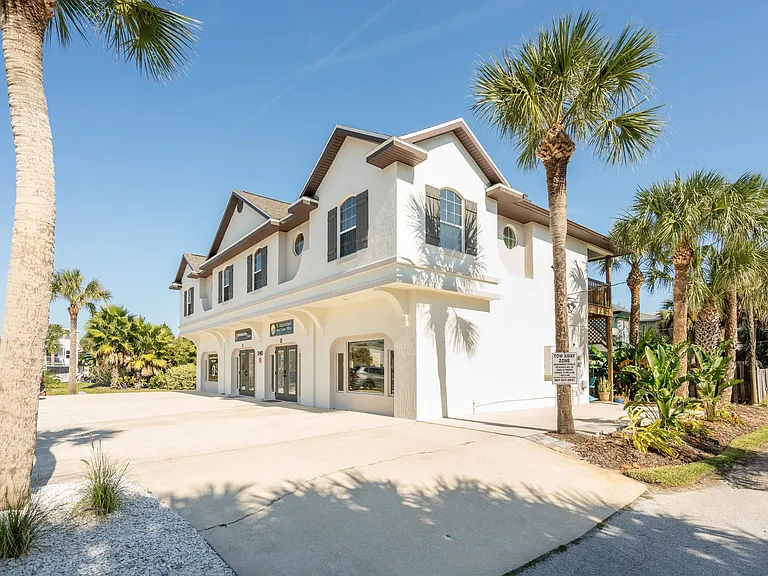 740 A1a Beach Blvd #B — Photo 2