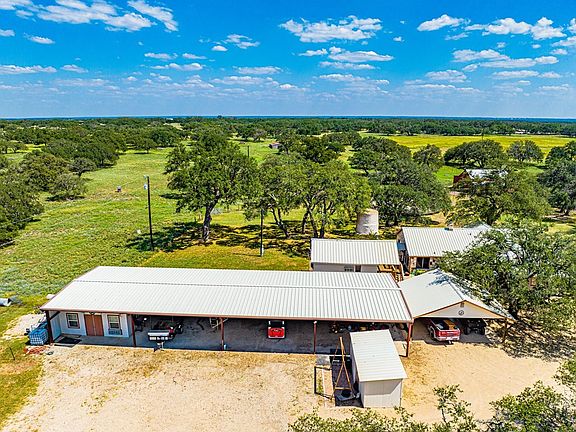2nd image of 1376 Legacy Oaks Dr
