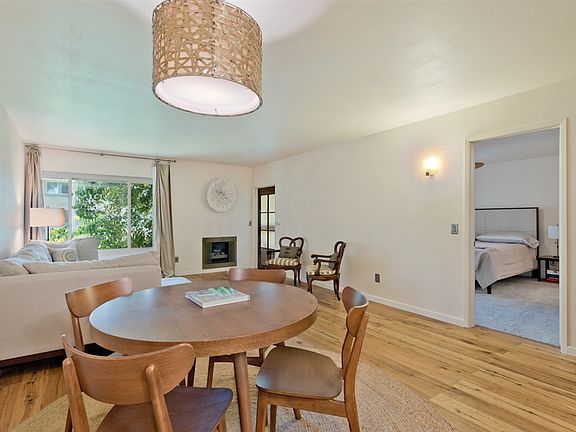 4th image of 10325 Caminito Cuervo Unit 205