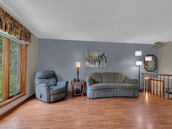 5th image of 1735 Hazelwood Cir