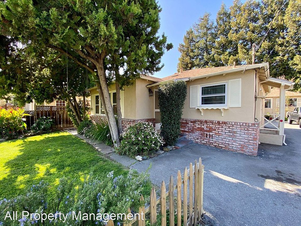 1st image of 1120 Palm Ave