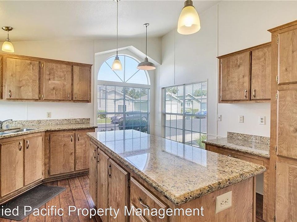 1st image of 140 W Pioneer Ave Space 27
