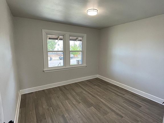Upstairs Bedroom #1