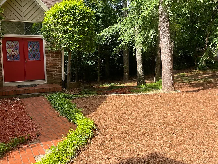 5035 Highland Hills Pkwy — Photo 2