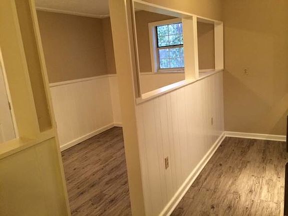 4th image of 115 Valerie Way
