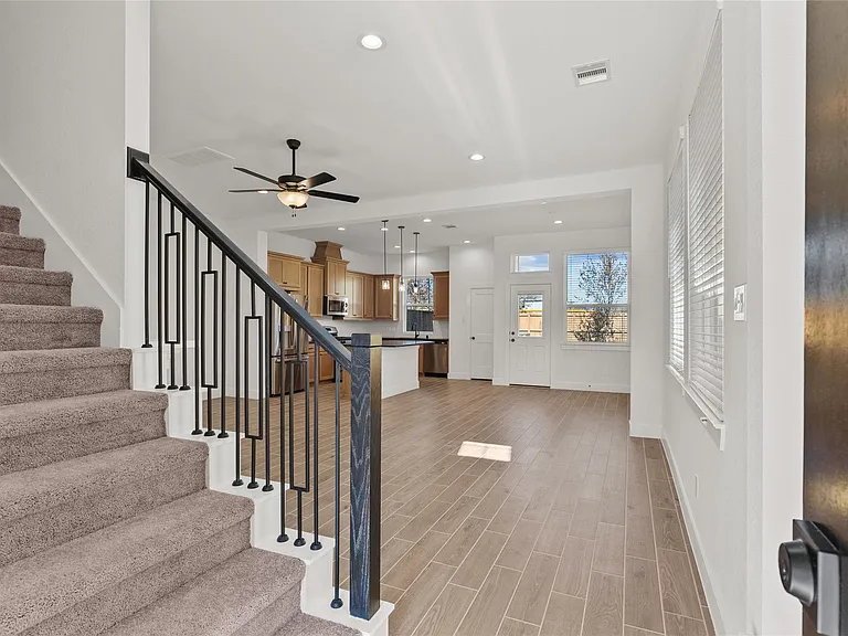 4931 Carranza Ct — Photo 11