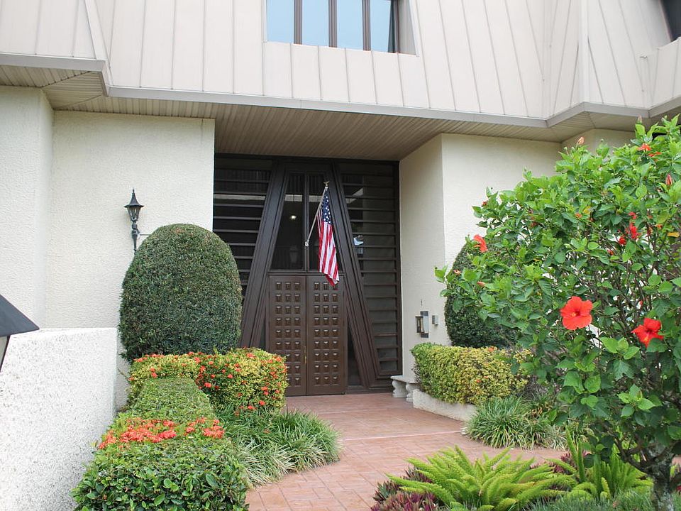 1st image of 1800 SE Saint Lucie Blvd APT 2-306