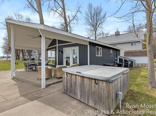 12720 Russell Dr, Wayland, MI