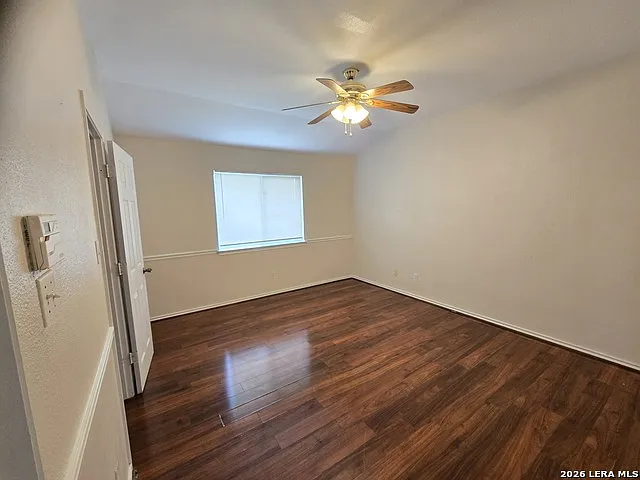 1803 White Magnolia — Photo 13