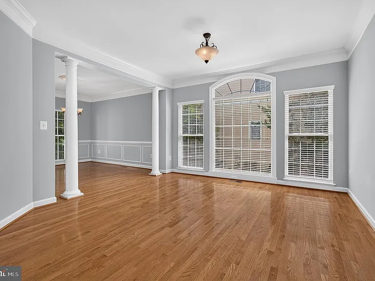 25670 S Village Dr — Photo 10
