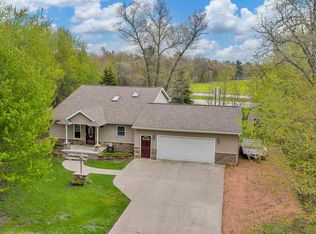 2100 E Breezewood Ct, Plover, WI 54467
