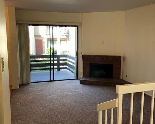 3rd image of 21901 Burbank Blvd Unit 219