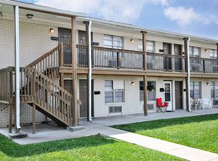 3208 E Indian Trl #32, Louisville, KY