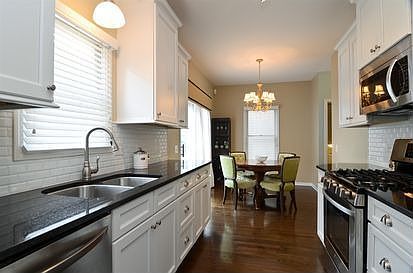 5th image of 1806 W Diversey Pkwy APT L