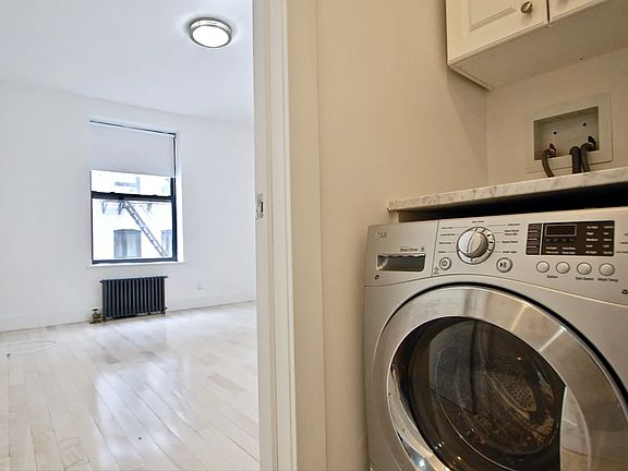 5th image of 66 Saint Nicholas Pl #31B