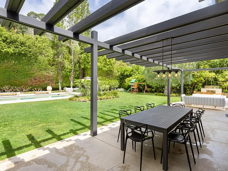 Alfresco Dining Table