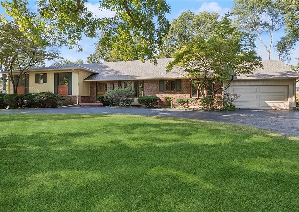 2808 W 67th St, Mission Hills, KS 66208 | Zillow
