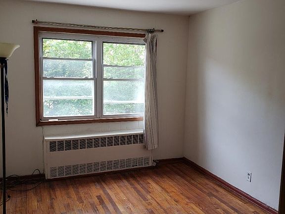 2nd image of 1471 E 100th St #1