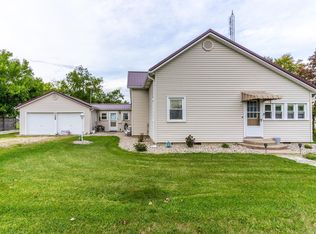 99 W Main St, Poneto, IN 46781