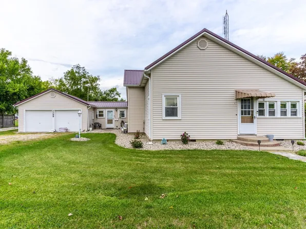 99 W Main St, Poneto, IN 46781